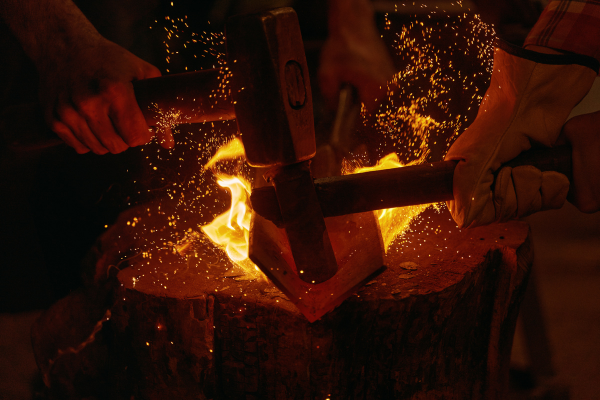 Forging process with hammer